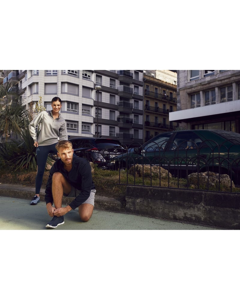 Clique Basic Active Half Zip miesten collegepaita – Packshot edestä