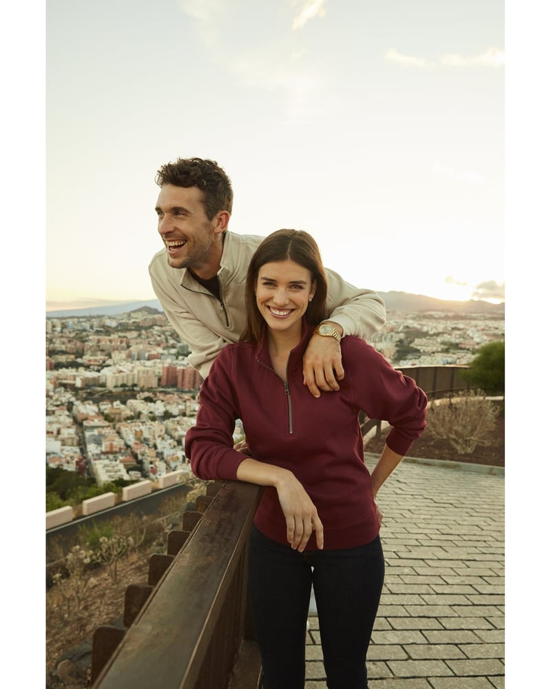 Clique Basic Half Zip miesten collegepaita – Packshot edestä