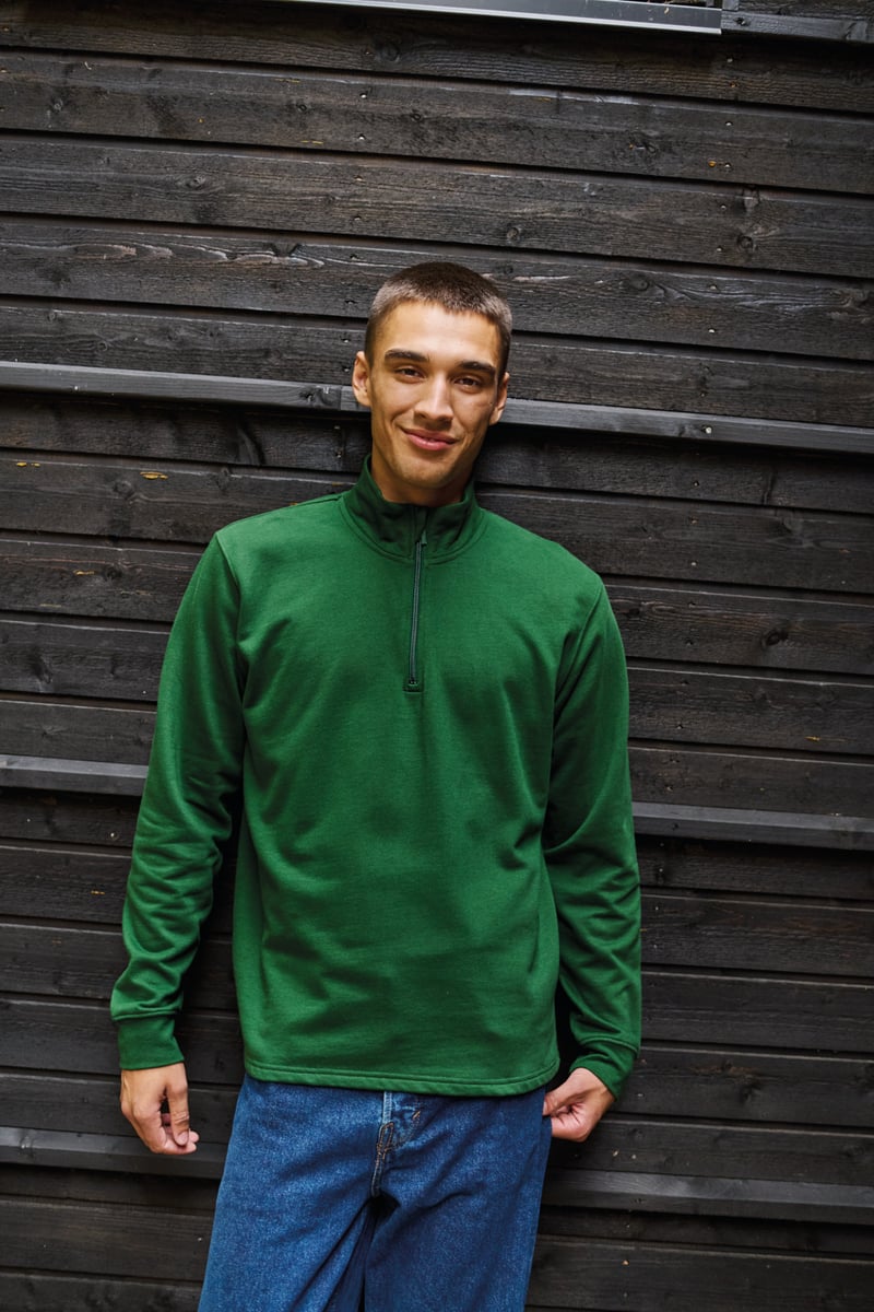 Unisex quarter-zip collegepaita, Reilun kaupan puuvilla, 300g – Studio edestä