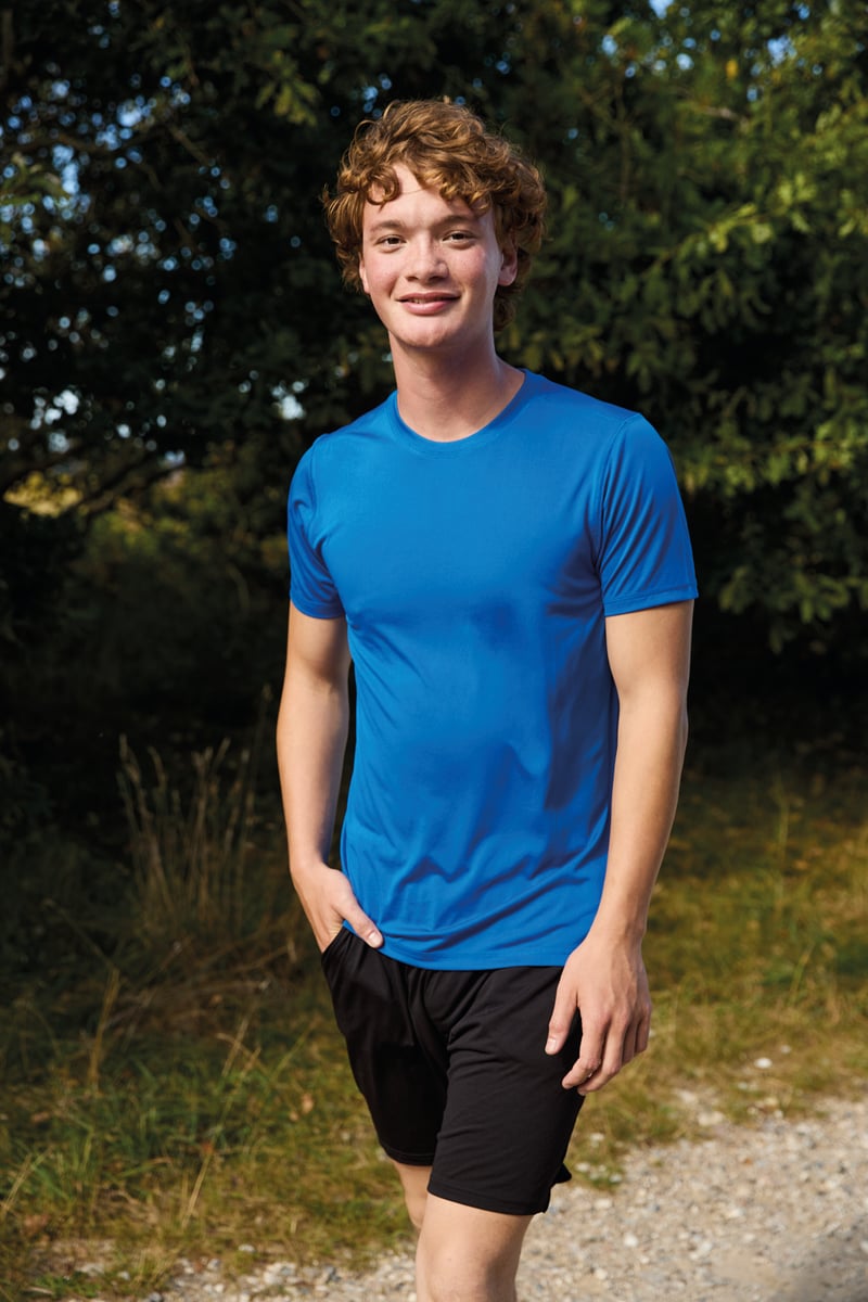 Tekninen t-paita, kierrätysmateriaali, 155g – Studio edestä