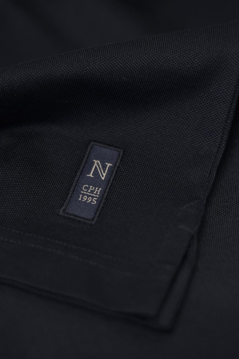 Nimbus Altavista naisten pikeepaita – Packshot takaa