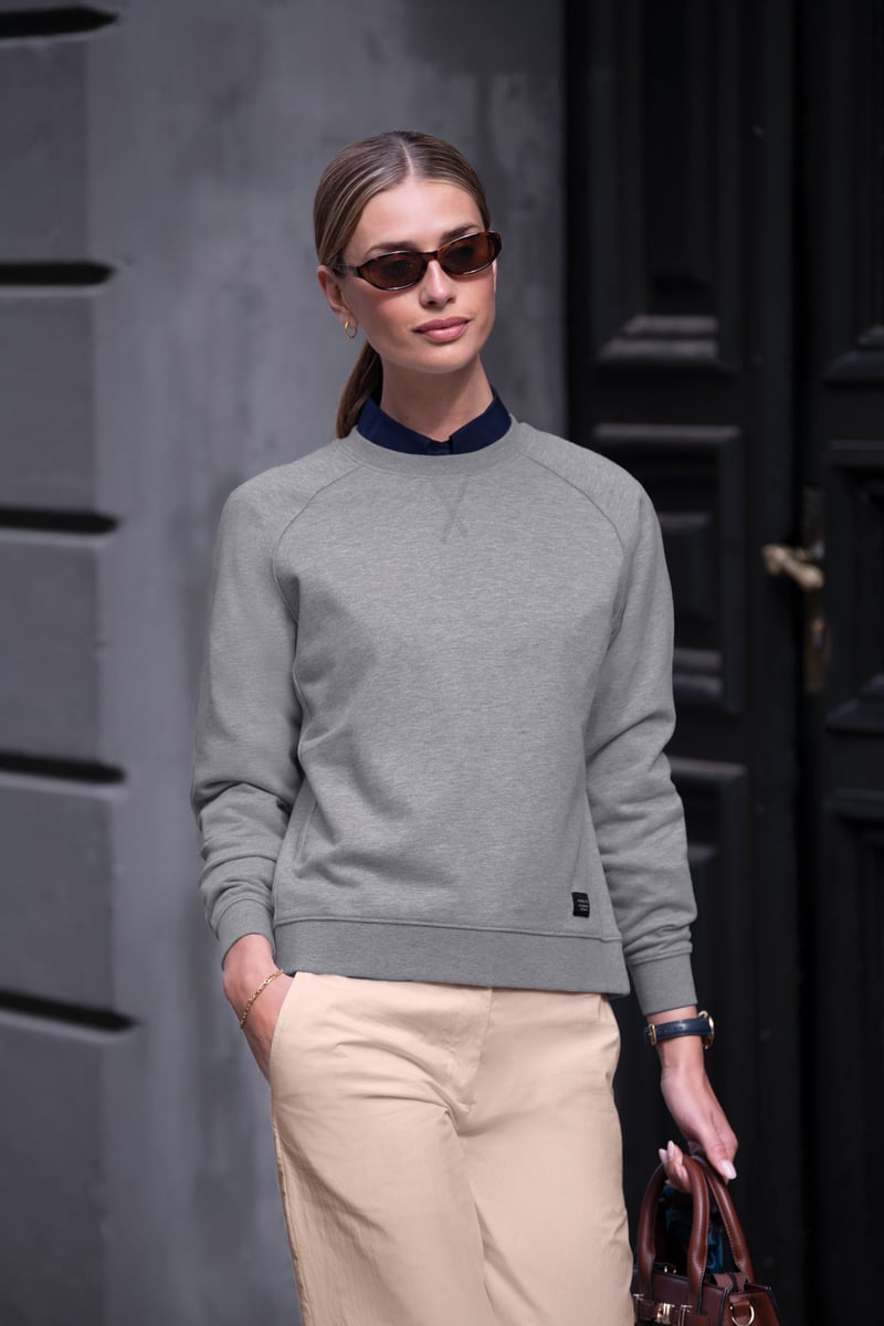 Nimbus Georgetown naisten collegepaita – kuva 8