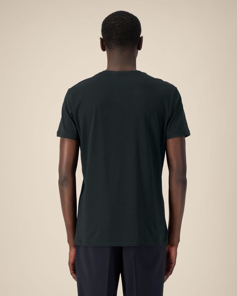 Stanley Presenter miesten v-pääntie t-paita, medium fit, 155 g – Packshot edestä