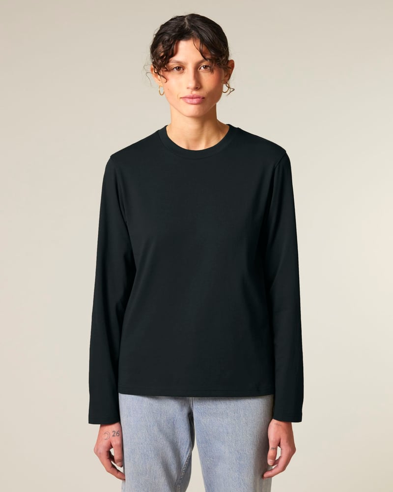 Stanley/Stella Creator 2.0 Long Sleeve unisex pitkähihainen t-paita, medium fit, 180 g – Studio edestä