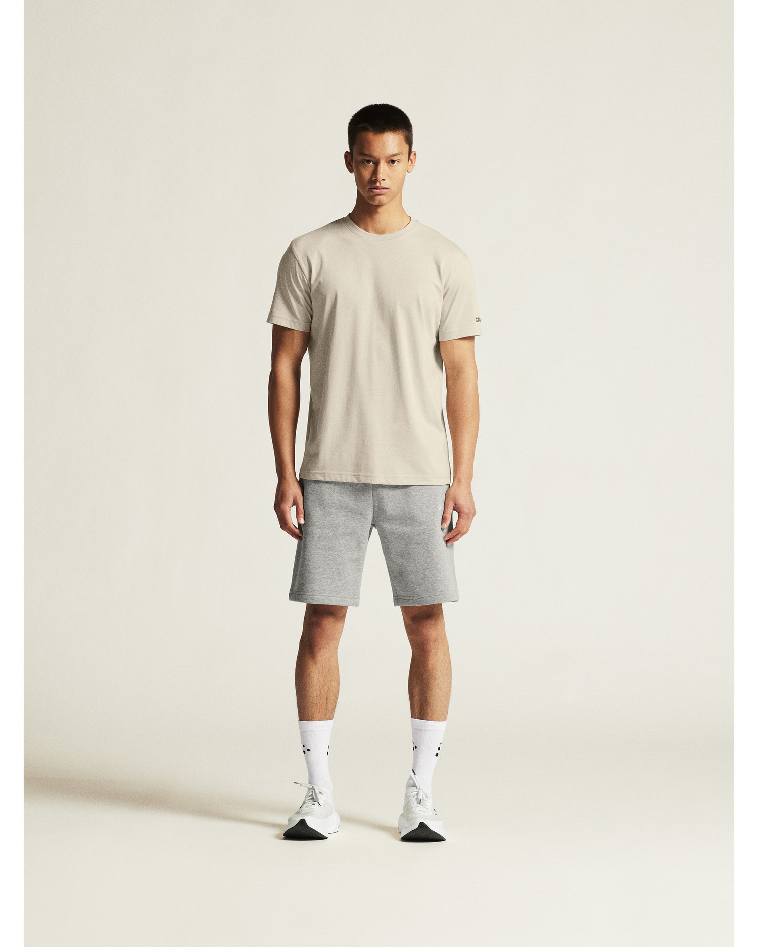 Community 2.0 Tee M – Packshot edestä