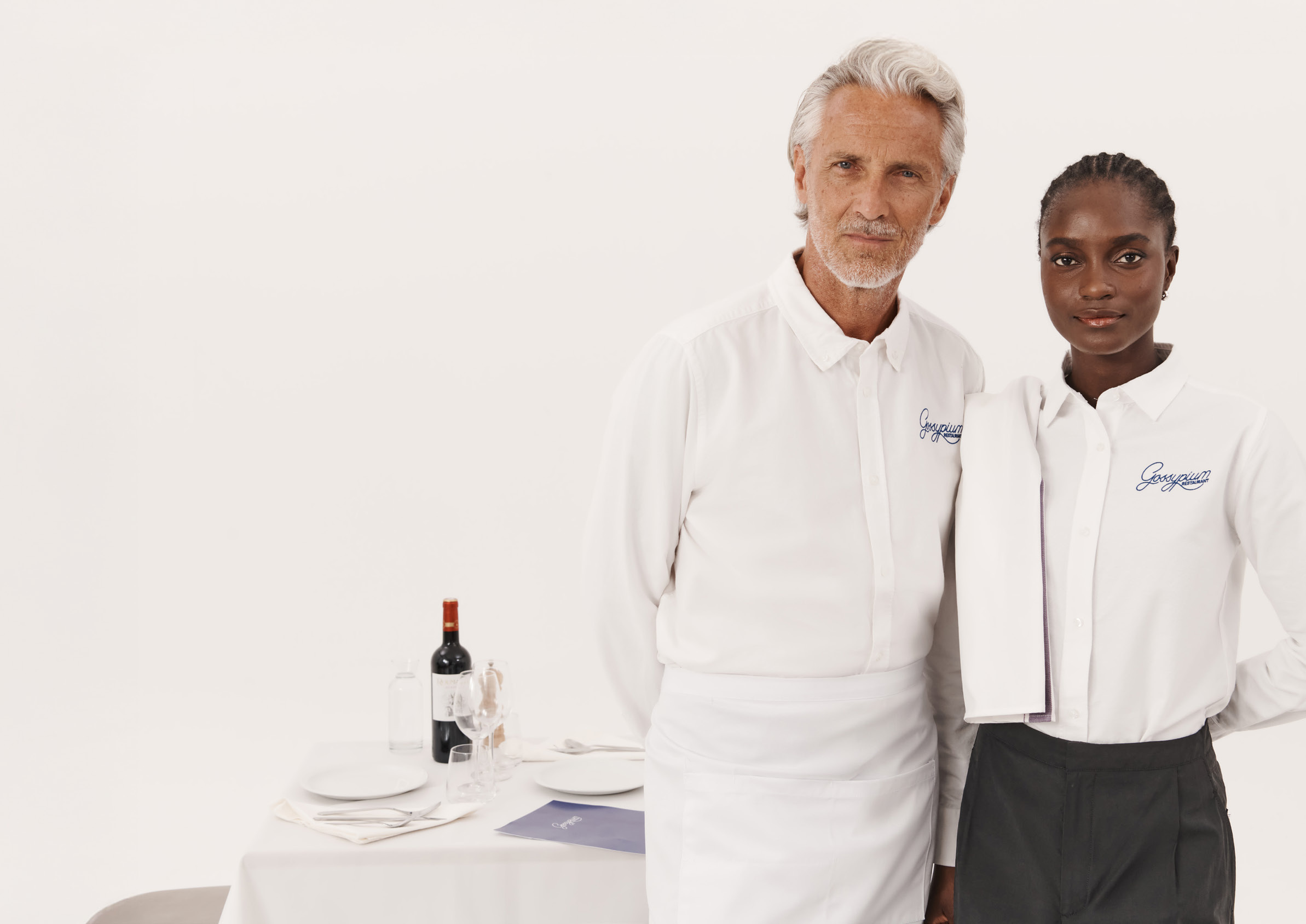 Esiliinat painatuksella